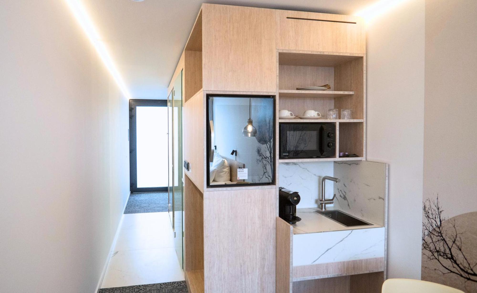 Tin Inn - Heinsberg - Das Hotel Aus Hochwertig Ausgebauten Ueberseecontainern Exteriör bild